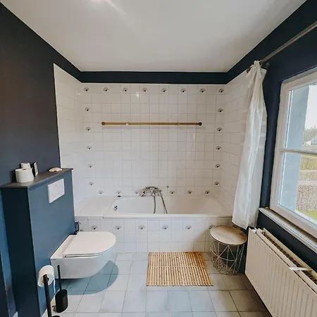 La Renardiere Du Chateau D Emines * La Bruyere